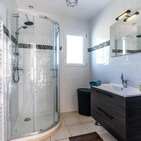 Le Grand Barbot - Maison Pour 4 Proche Plage Holiday home
